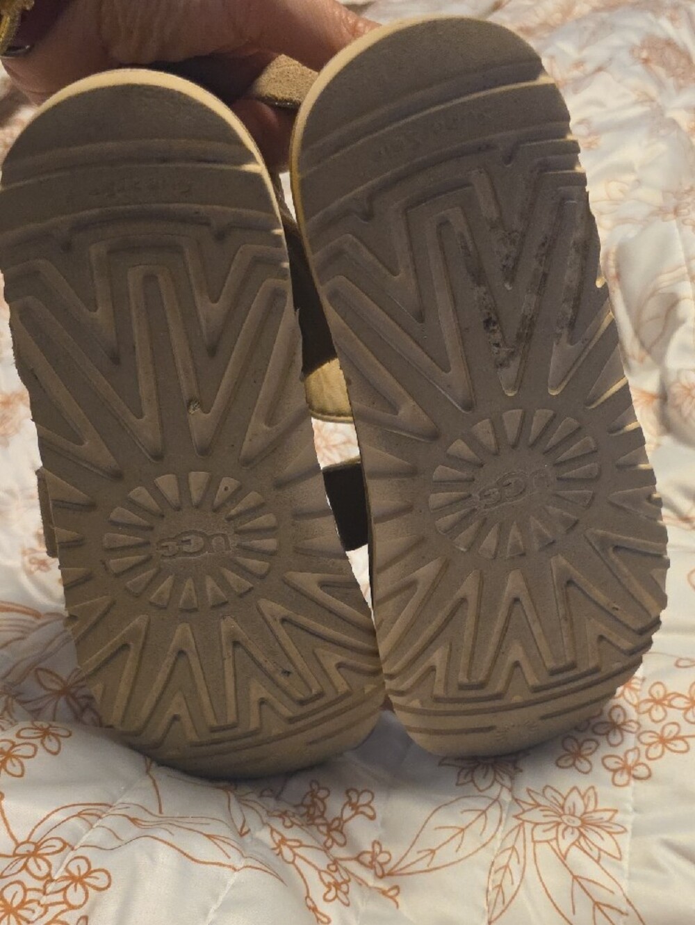 UGG Women’s Sand Suede Fisherman-Style Platform Sandals - Picture 6 of 9
